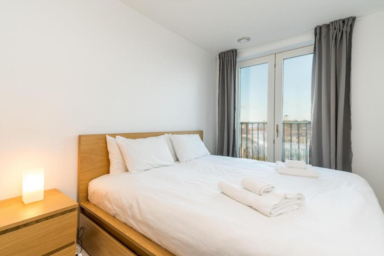 ロンドンNew 2Bd Flat 4Mins To Excel Centre Fast City Linksアパートメント エクステリア 写真